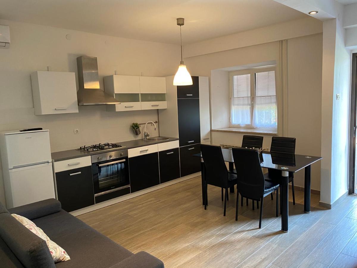 Apartments Tajana Новиград Экстерьер фото