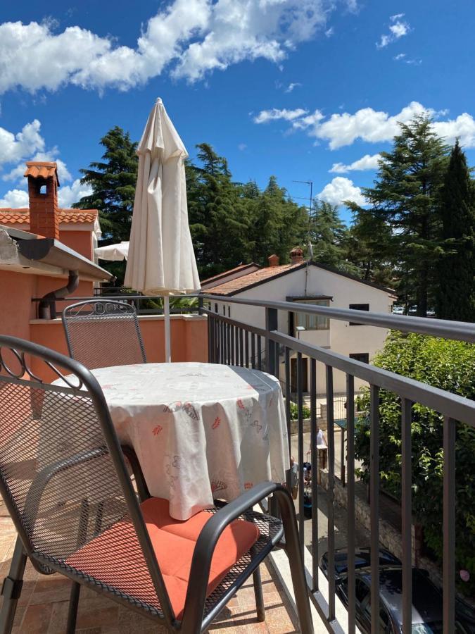 Apartments Tajana Новиград Экстерьер фото